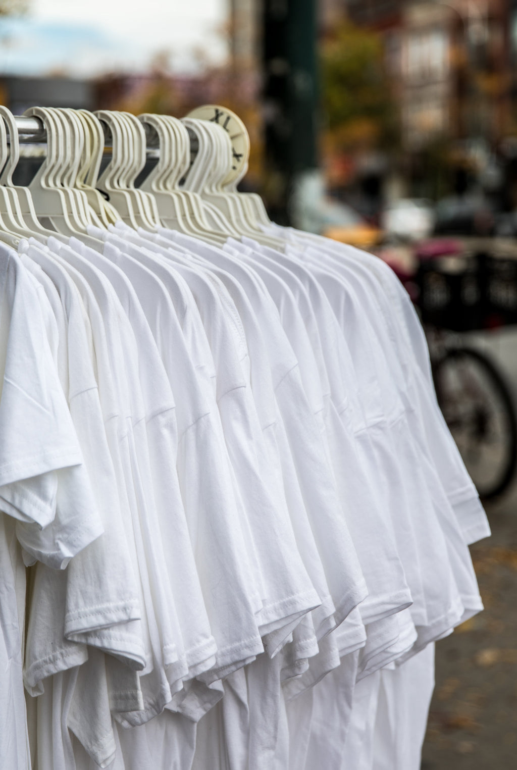 Casual Button-Up Shirt – vue de face, chemise décontractée à boutons