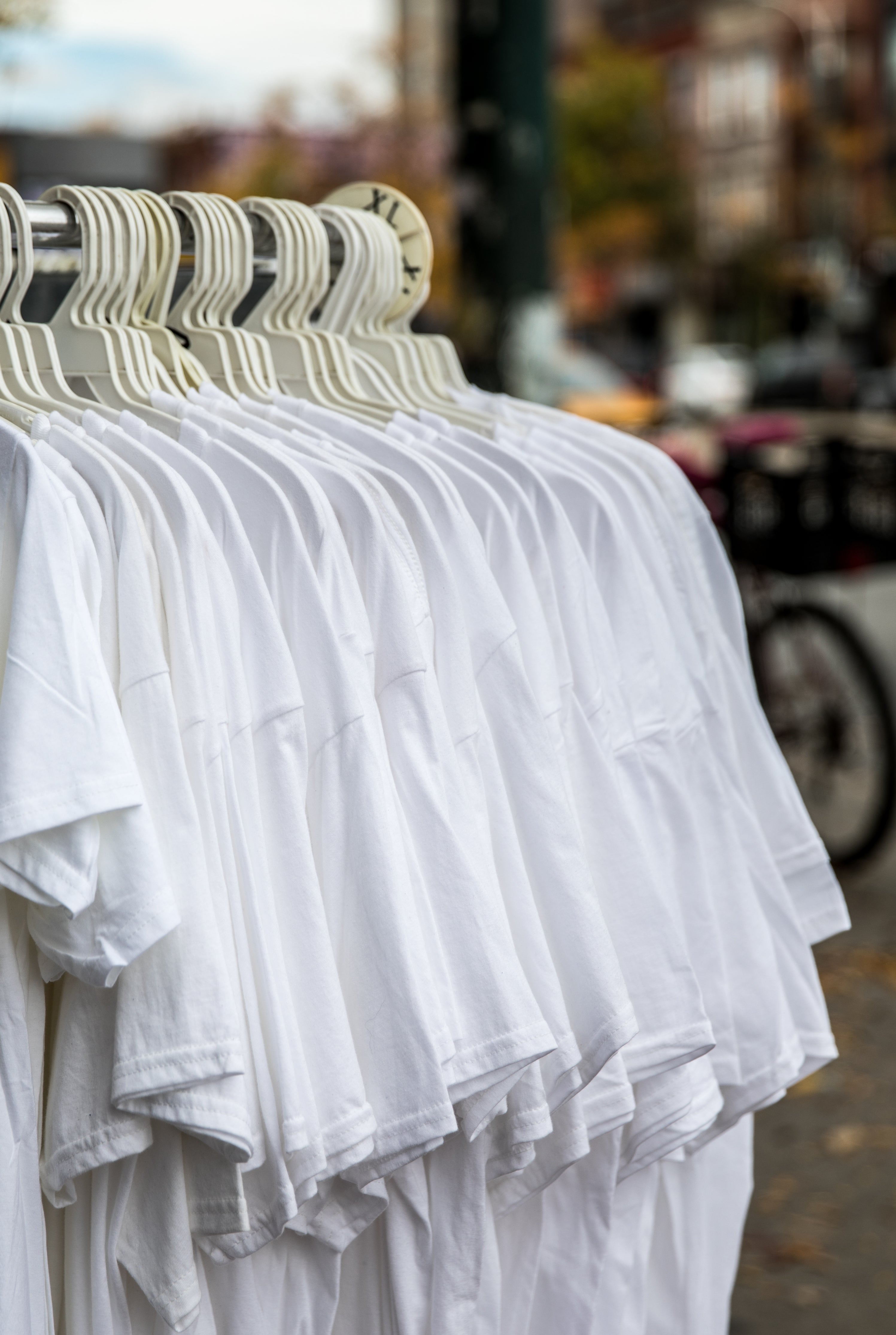 Casual Button-Up Shirt – vue de face, chemise décontractée à boutons